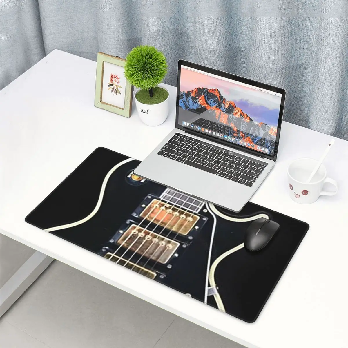 Large Mouse Pad Gibson Custom  - Gaming Accessories Shop recension och pris